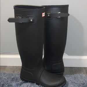 Hunter boots size 8